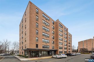 2352 Linwood Avenue 7A, Fort Lee, NJ 07024