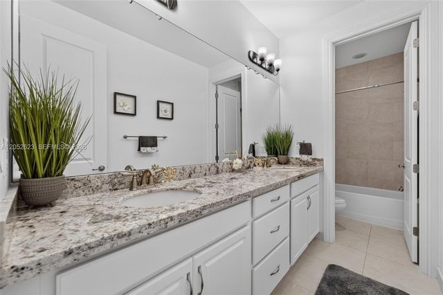 11326 SW 12th Street, Pembroke Pines, FL 33025