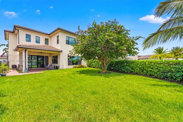 11326 SW 12th Street, Pembroke Pines, FL 33025