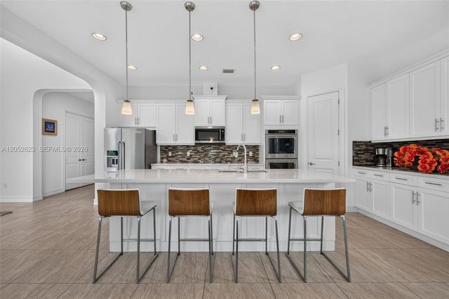 11326 SW 12th Street, Pembroke Pines, FL 33025