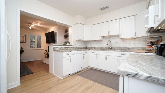 3207 W NASSAU STREET, Tampa, FL 33607
