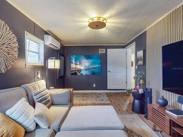 3207 W NASSAU STREET, Tampa, FL 33607
