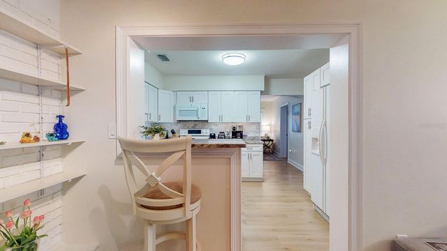3207 W NASSAU STREET, Tampa, FL 33607