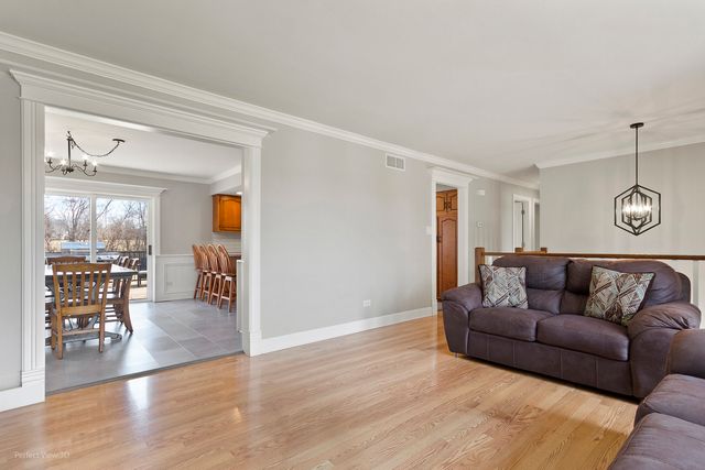 17248 110th Court, Orland Park, IL 60467