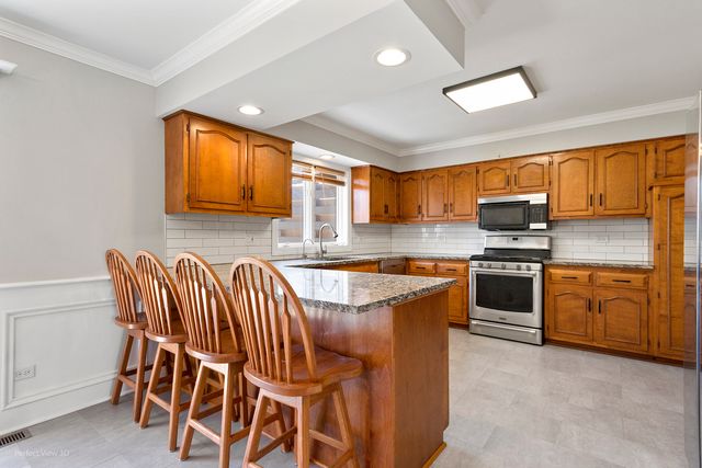 17248 110th Court, Orland Park, IL 60467