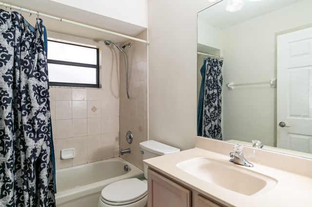 591 SE Chapman Avenue, Port St. Lucie, Port St Lucie, FL 34984