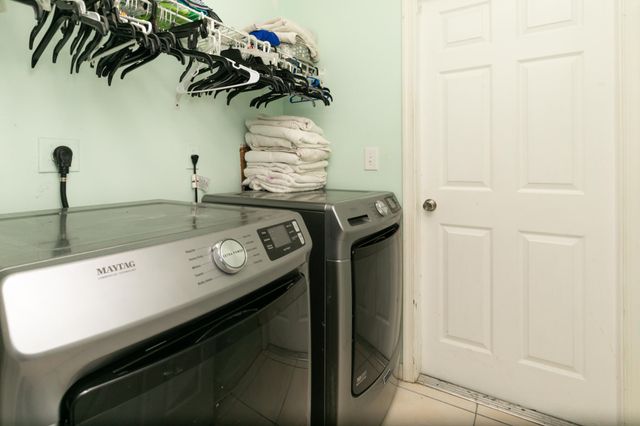 591 SE Chapman Avenue, Port St. Lucie, Port St Lucie, FL 34984