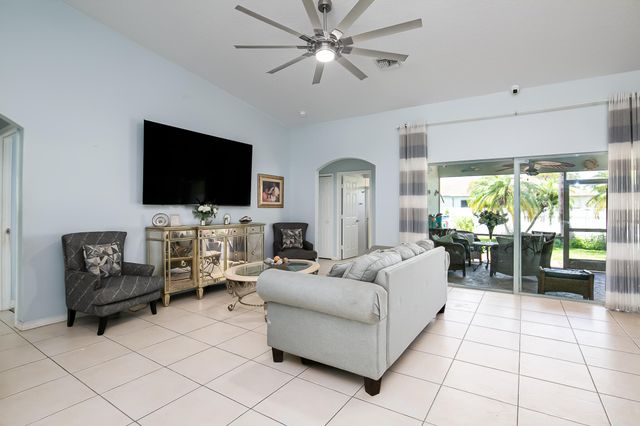 591 SE Chapman Avenue, Port St. Lucie, Port St Lucie, FL 34984