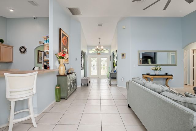 591 SE Chapman Avenue, Port St. Lucie, Port St Lucie, FL 34984