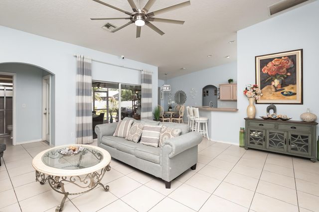 591 SE Chapman Avenue, Port St. Lucie, Port St Lucie, FL 34984