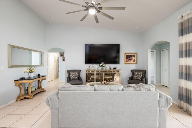 591 SE Chapman Avenue, Port St. Lucie, Port St Lucie, FL 34984