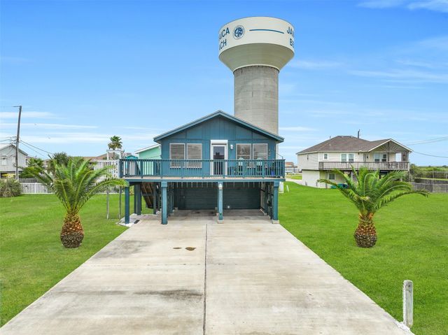 16510 Edward Teach Road, Jamaica Beach, TX 77554