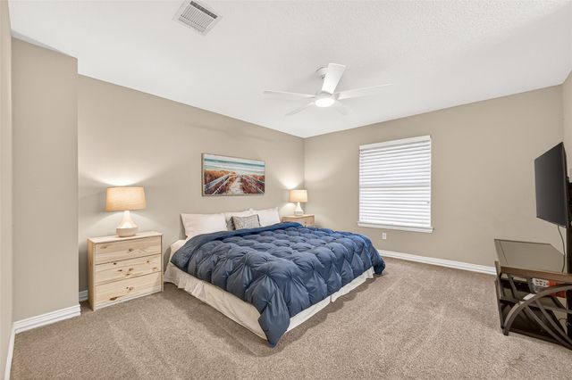 22 Stonegate Park Court, Spring, TX 77379