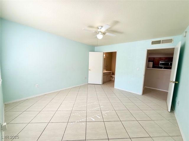 7885 West Flamingo Road 1101, Las Vegas, NV 89147