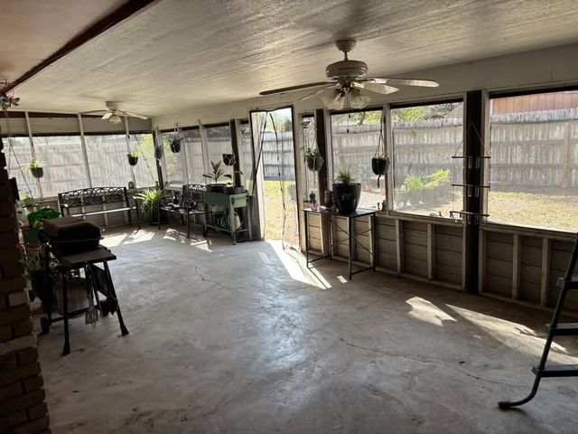 1601 Andrea St, Alice, TX 78332