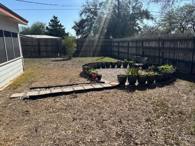 1601 Andrea St, Alice, TX 78332