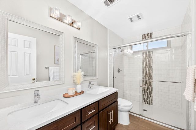 1059 Lakehurst Rd, Livermore, CA 94551