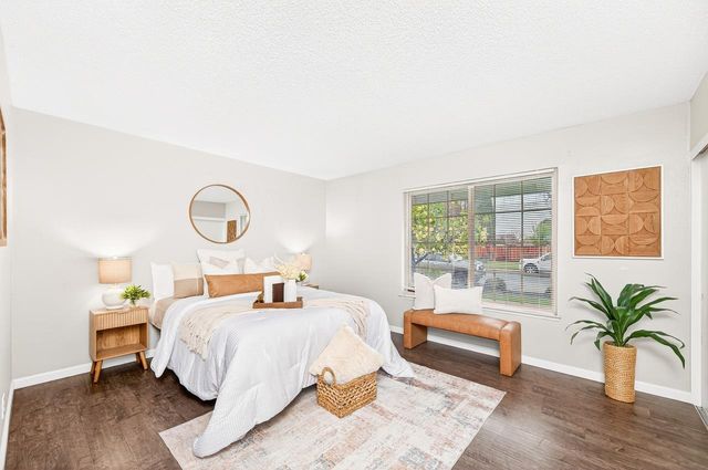 1059 Lakehurst Rd, Livermore, CA 94551