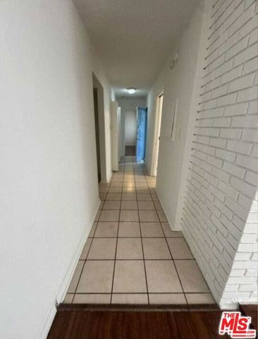 8365 Gregory Way B, Beverly Hills, CA 90211