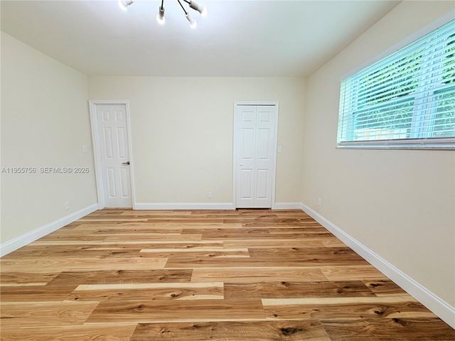 4241 Thomas St, Hollywood, FL 33021