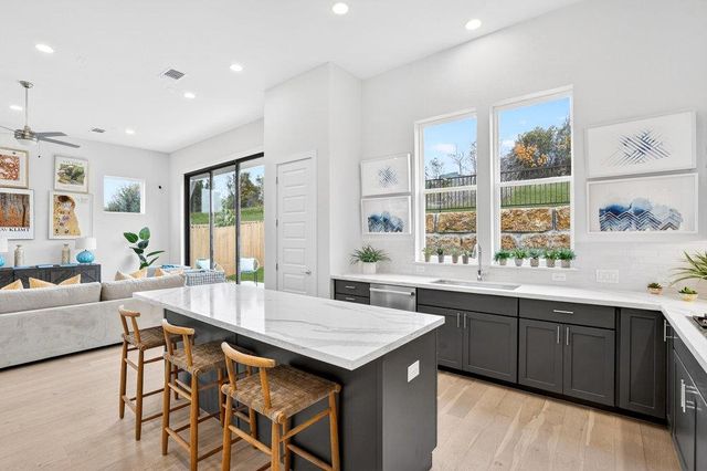 5601 Toscana Ave, Austin, TX 78724