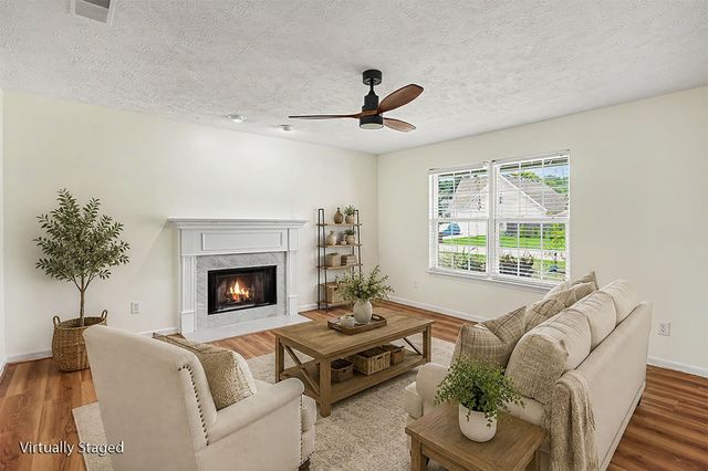 2117 Long Meadow Dr, Spring Hill, TN 37174