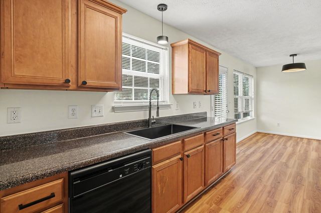 2117 Long Meadow Dr, Spring Hill, TN 37174