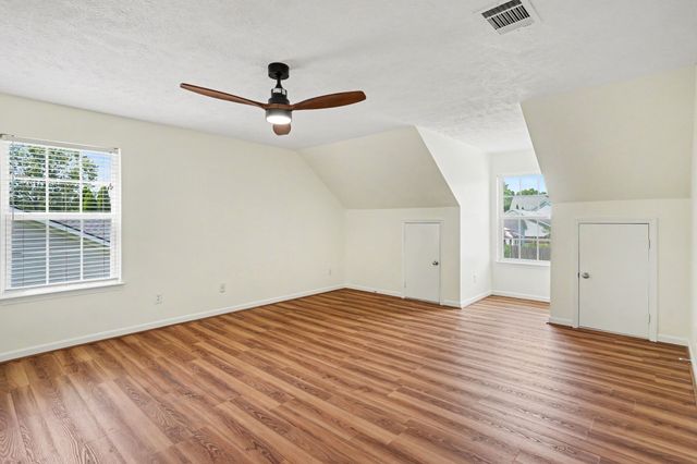 2117 Long Meadow Dr, Spring Hill, TN 37174