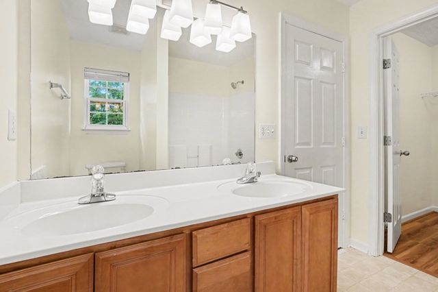 2117 Long Meadow Dr, Spring Hill, TN 37174