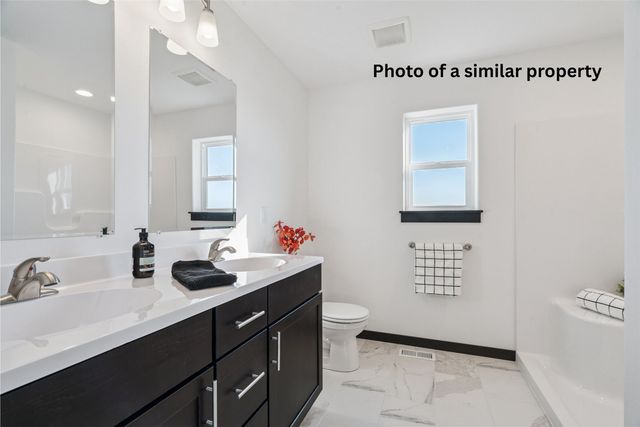 1767 Glen Rock Dr, Marion, IA 52302