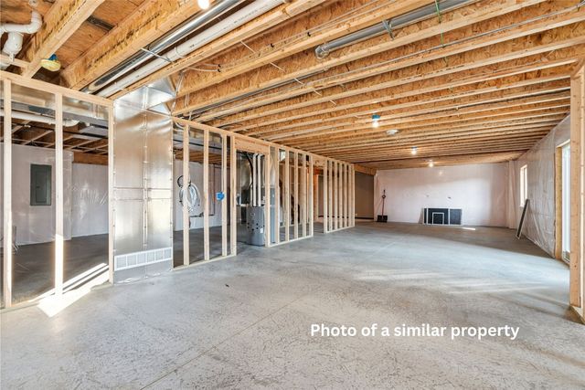 1767 Glen Rock Dr, Marion, IA 52302