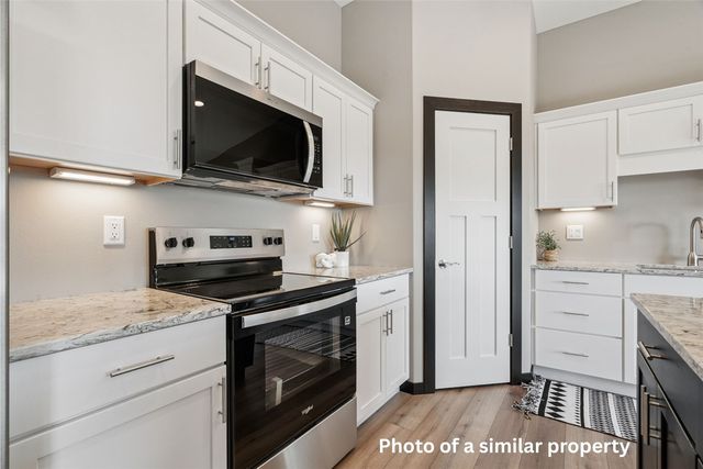 1767 Glen Rock Dr, Marion, IA 52302