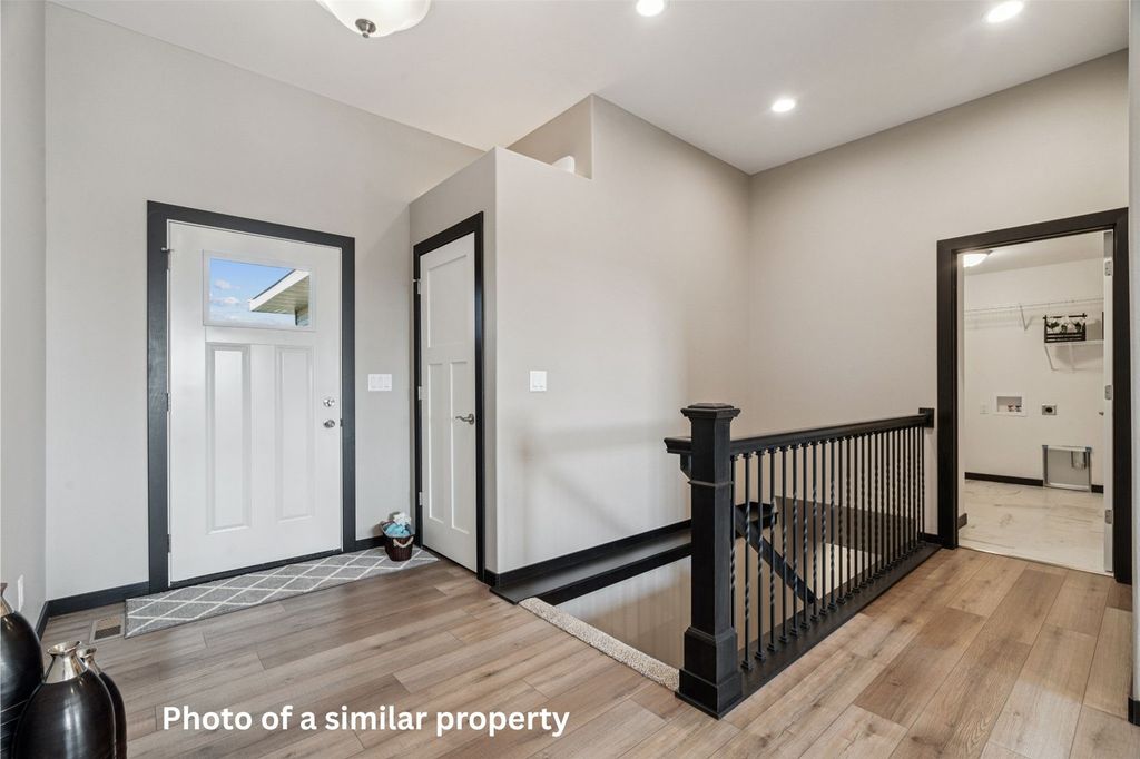 1767 Glen Rock Dr, Marion, IA 52302