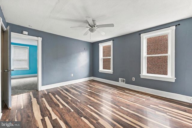 410 FARNSWORTH AVE, Bordentown, NJ 08505