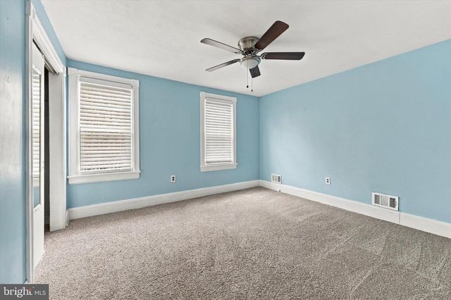 410 FARNSWORTH AVE, Bordentown, NJ 08505