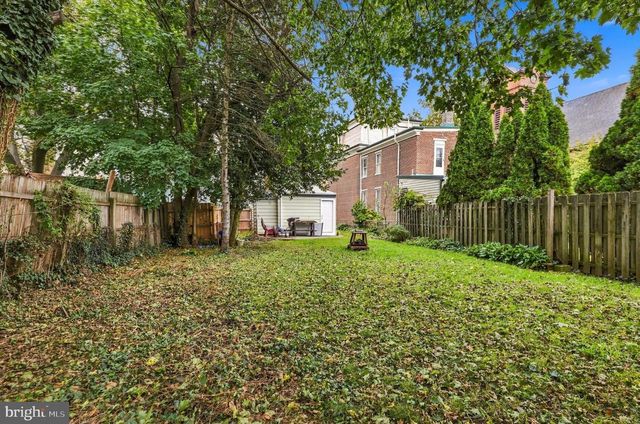 410 FARNSWORTH AVE, Bordentown, NJ 08505