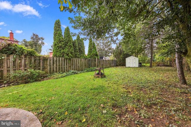 410 FARNSWORTH AVE, Bordentown, NJ 08505