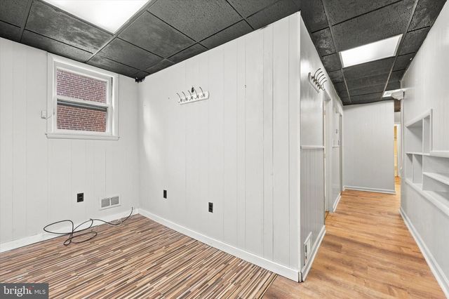 410 FARNSWORTH AVE, Bordentown, NJ 08505