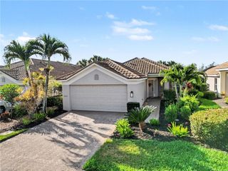 10012 Oakhurst WAY, Fort Myers, FL 33913