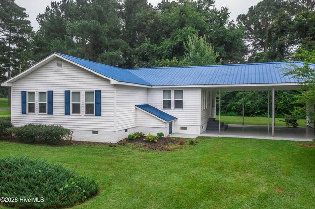 2809 Bill Hooks Road, Whiteville, NC 28472