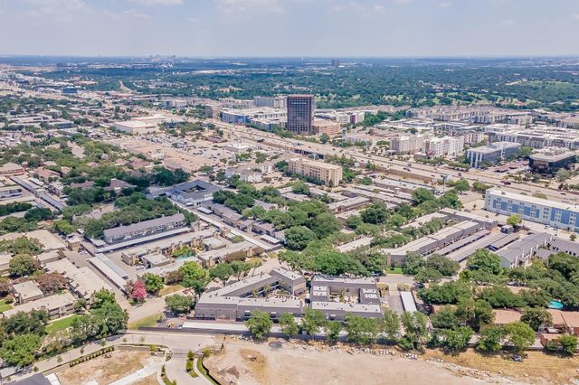 10109 Regal Park Lane 112, Dallas, TX 75230