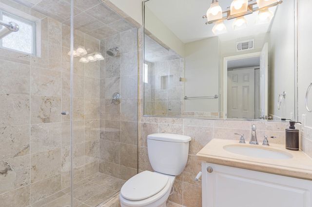 10109 Regal Park Lane 112, Dallas, TX 75230