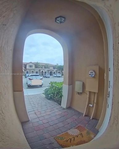 9330 W 33rd Ave, Hialeah, FL 33018