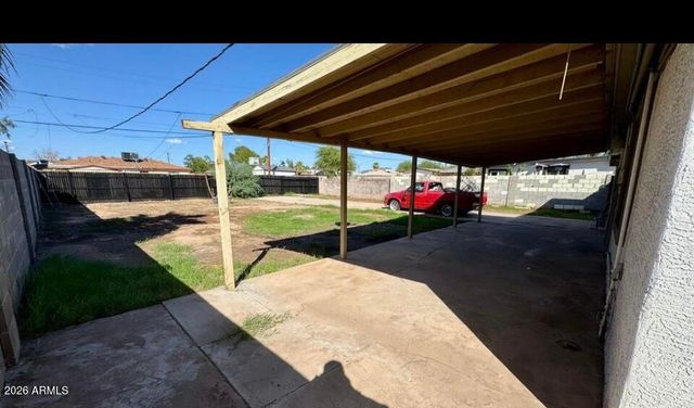 3010 W NORTHERN Avenue, Phoenix, AZ 85051