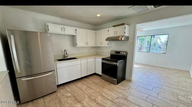3010 W NORTHERN Avenue, Phoenix, AZ 85051