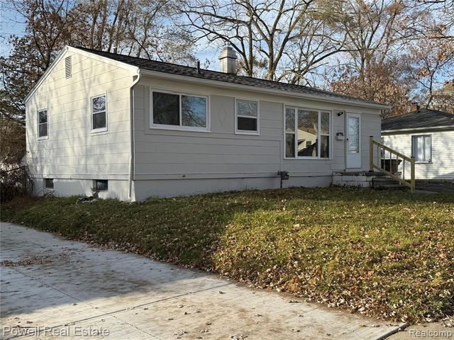 725 Emerson Avenue, Pontiac, MI 48340