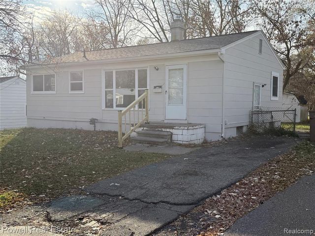 725 Emerson Avenue, Pontiac, MI 48340