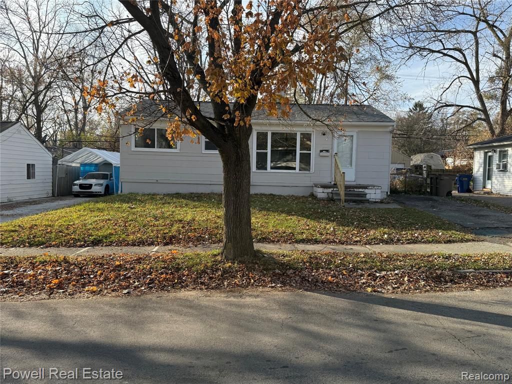725 Emerson Avenue, Pontiac, MI 48340