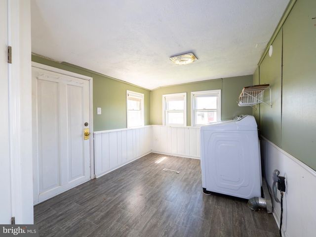 6434 MIDDLEWAY PIKE, Kearneysville, WV 25430
