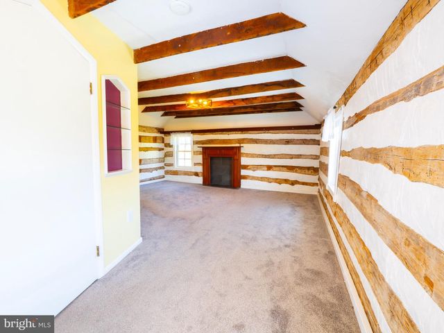 6434 MIDDLEWAY PIKE, Kearneysville, WV 25430